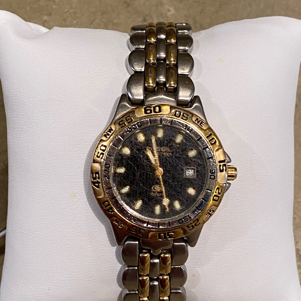 Fossil watch